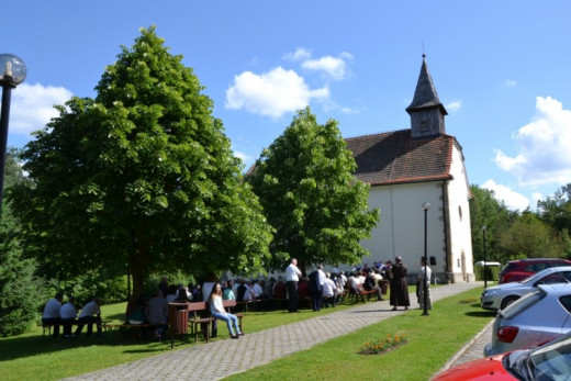 Majniško srečanje skupin cerkvenih ljudskih pevcev 