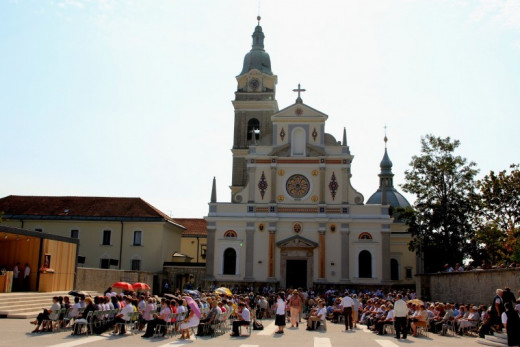 Jubilejno narodno romanje bolnikov in invalidov na Brezje
