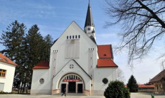Prenos bogoslužja iz murskosoboške stolnice
