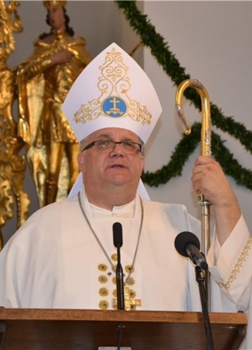 Škof dr. Peter Štumpf ob zahvalni nedelji