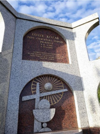 Prva Kozarjeva ura