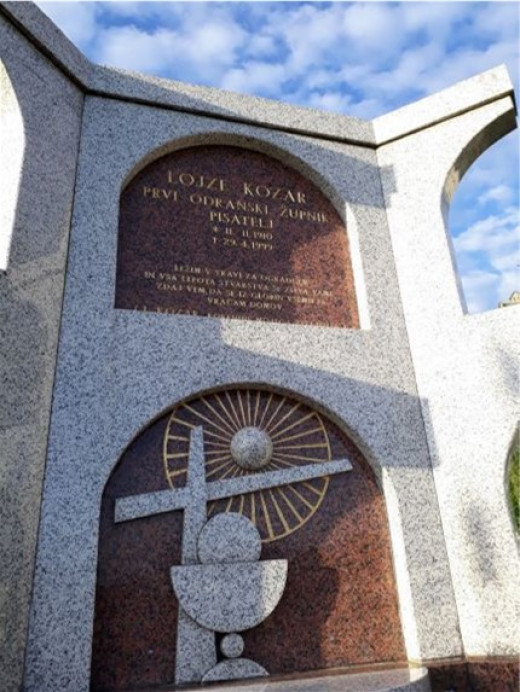 Prva Kozarjeva ura