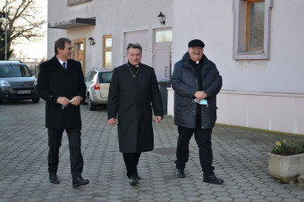 Sprehod treh voditeljev krščanskih Cerkva