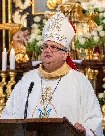 Božični čas - škofove maše