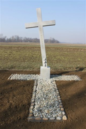 KRIŽEV POT NA HOTIZI