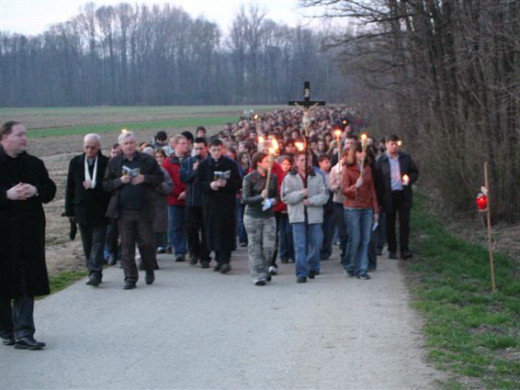 Mladi na križevem potu 2006