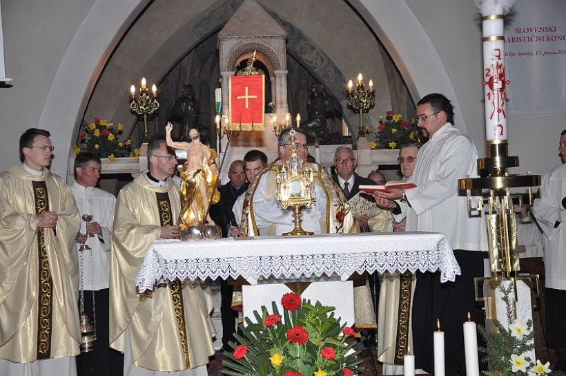 VELIKA NOČ