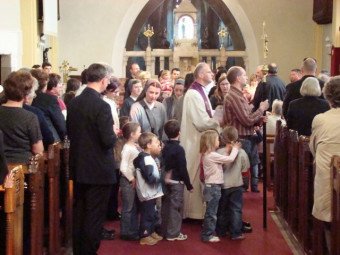 VELIKI PETEK - križev pot vrtca Lavra